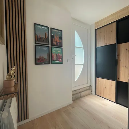 Tiny House Moderne, Avec Terrasse * Changé